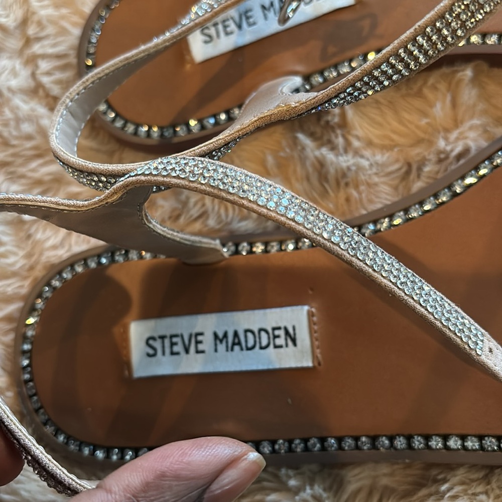 Women Steve Madden sandals with rhinestones - Picture 3 of 3